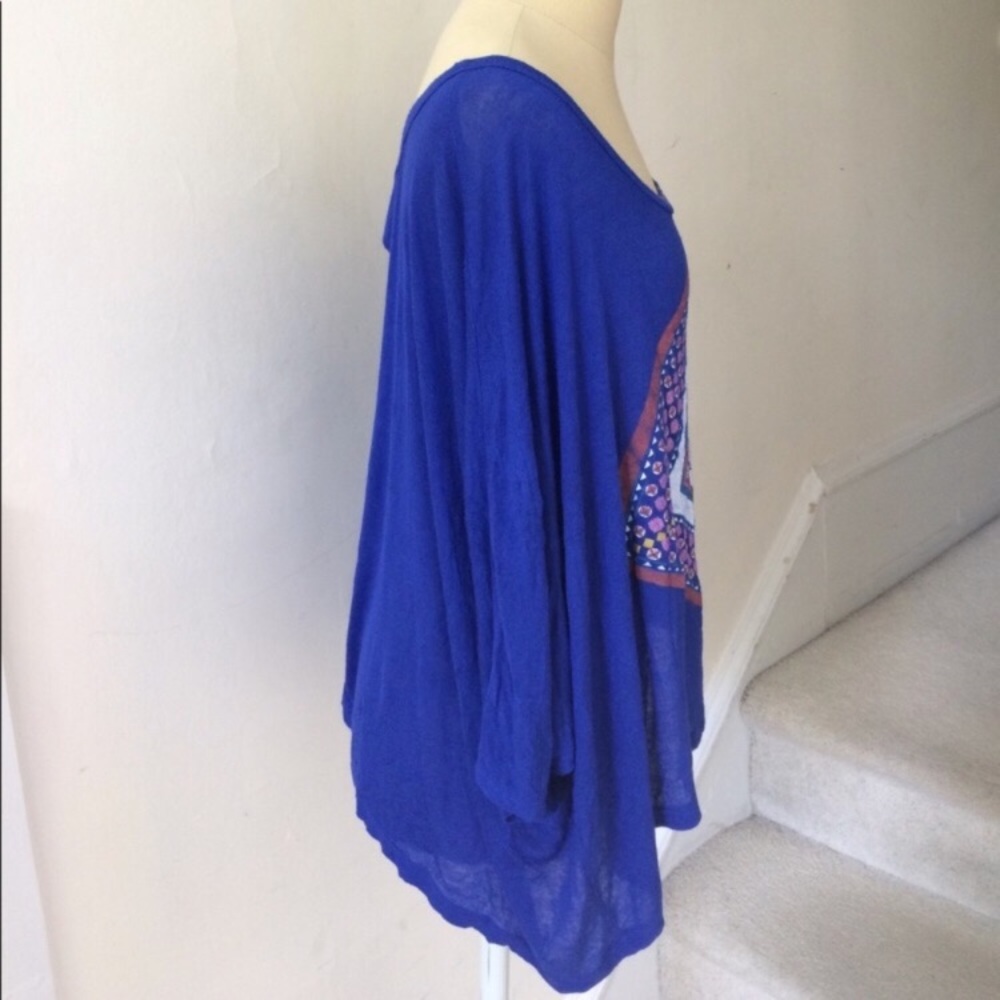 🌵 UO Daydreamer LA Blue Dolman Sleeve Graphic Top - Picture 2 of 4